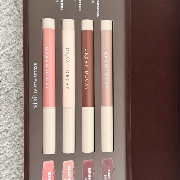 Urban Decay Exclusive Eyeshadow Pencil Collection - Picture 2 of 4